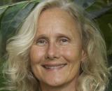 Diane Ragone Headshot